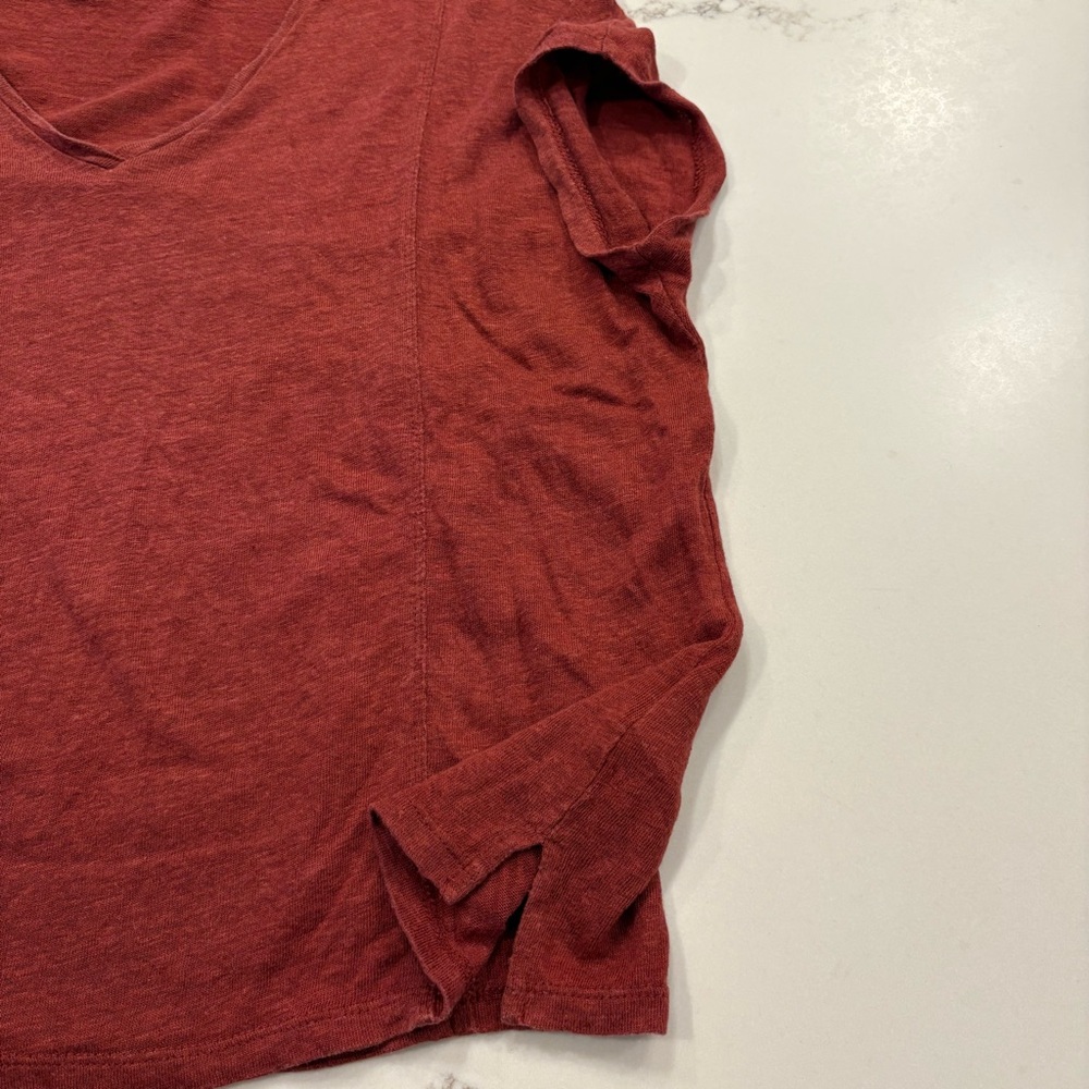 Poetry Linen Women's V-Neck Short Sleeve Loose Fit Tee in Rust Red Orange - Picture 3 of 8